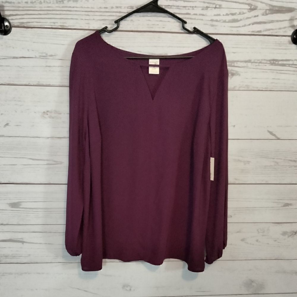 New without tags Terra & Sky women's blouse